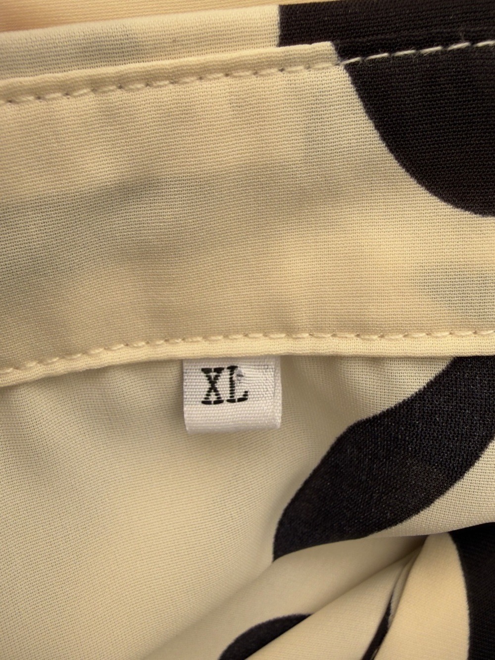 Black Ivory Abstract Print Button Down Blouse Size XL Long Sleeve Smocked Cuffs - Picture 8 of 11